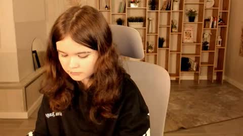 Your sweet girl online show from September 17, 7:34 pm