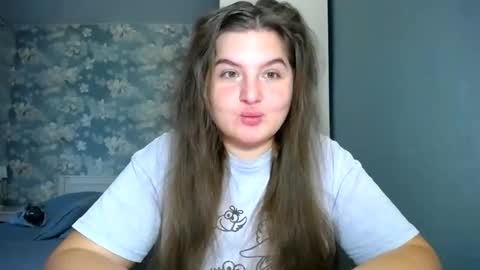 Elanis online show from November 12, 11:19 am