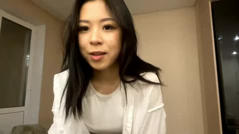 Mei3 online show from May 22, 8:29 pm