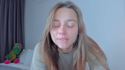 Eleonora online show from February 4, 8:35 am