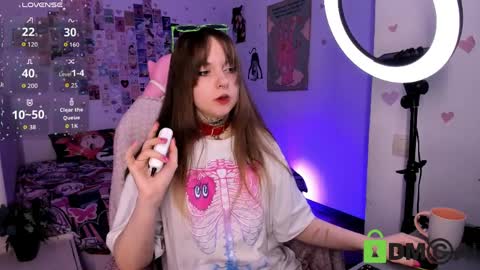 Kira online show from April 2, 9:12 pm