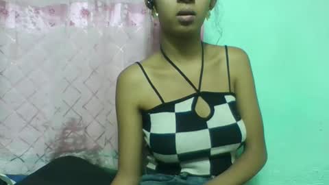 eliah193653 online show from February 13, 6:37 am