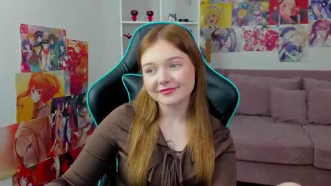 elinavale online show from June 30, 10:15 am