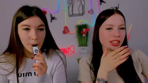 elis_sunny online show from February 13, 6:59 am