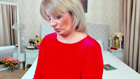 Elissa online show from February 16, 4:21 pm