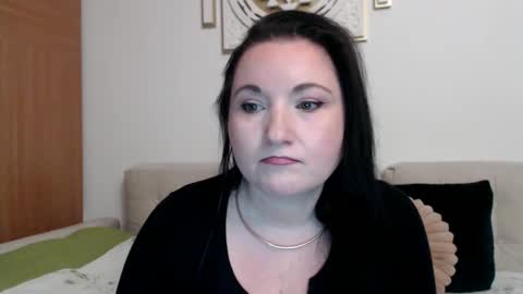 elise_bliss69 online show from February 21, 10:10 pm
