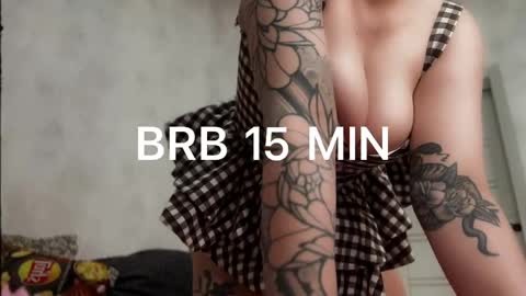elise_day online show from May 11, 4:04 pm