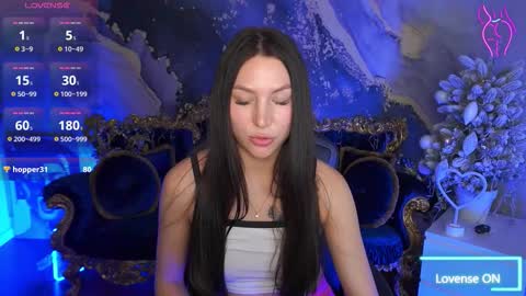 elisevelour online show from February 26, 2:05 pm