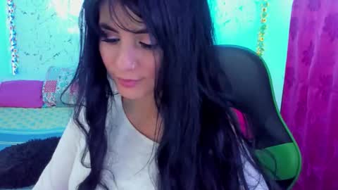 E L I S S A online show from October 22, 5:07 pm