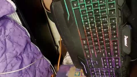 Eliss online show from January 13, 7:03 am