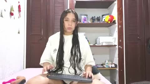 elizabeth online show from February 12, 12:58 am