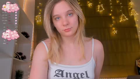 Elizabeth online show from January 25, 1:10 am