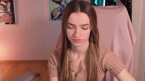 elizzza_ online show from July 7, 5:21 am