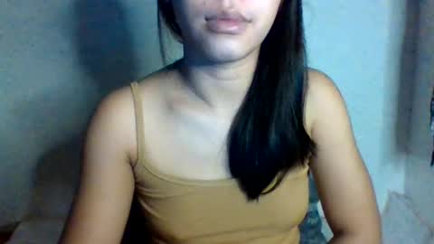 ella_babe25 online show from March 23, 8:37 pm