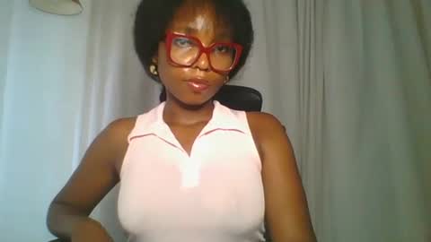 Ella online show from October 8, 11:14 am