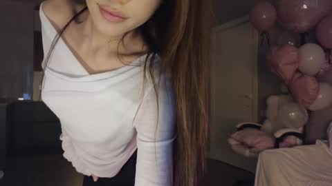 Lee online show from March 11, 3:55 am