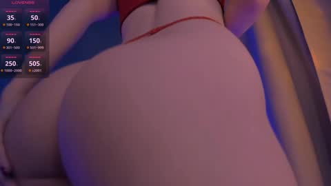 ellaamber online show from January 6, 8:50 pm