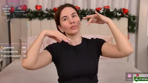 Ella online show from March 27, 8:26 am