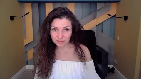 EllaLongs online show from January 13, 12:53 pm