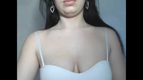 elle010843 online show from February 10, 12:08 pm