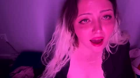 nautiellebbw online show from October 1, 7:52 pm