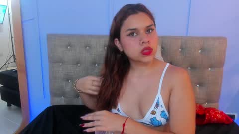 Ellie Taylor online show from December 28, 6:29 pm