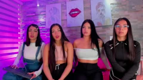 Ellie online show from December 4, 5:00 pm