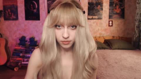 ellie_friendly online show from March 2, 12:09 am