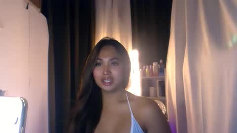 ellie online show from June 4, 6:01 pm