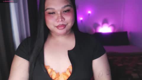 Ellise online show from April 12, 4:15 am