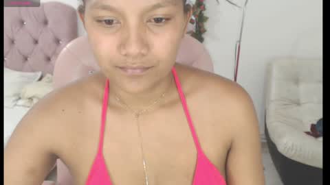 Elly online show from January 1, 7:10 pm