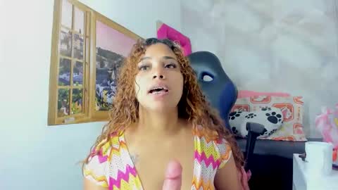 ellybloom online show from May 10, 2:41 pm