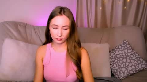  Elly  online show from March 5, 3:13 am