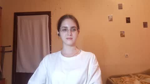 Kate online show from July 6, 3:03 pm