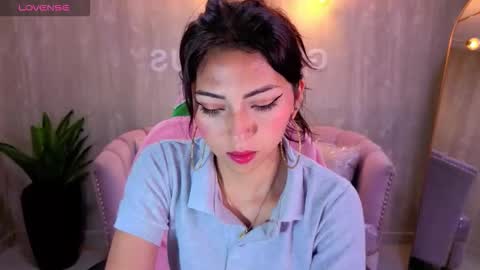 Elody  online show from December 19, 3:10 am