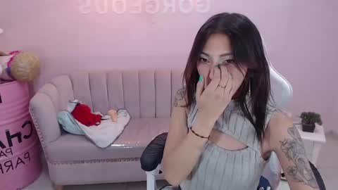 Elody  online show from March 8, 3:26 am