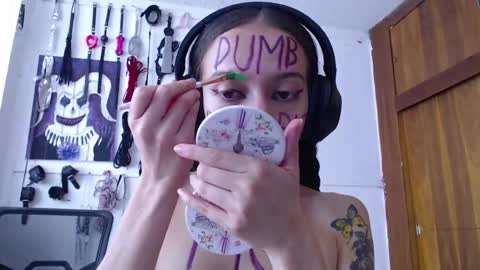 Chelsea  Please help me to reach 100 thumbs up online show from January 29, 9:50 pm