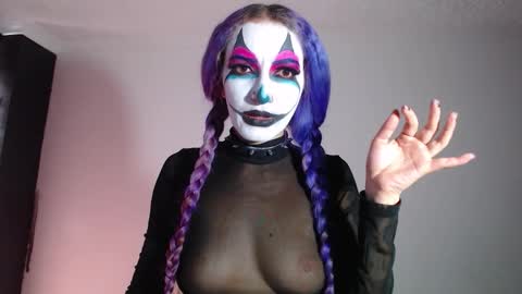 Chelsea  Please help me to reach 100 thumbs up online show from November 9, 7:32 pm