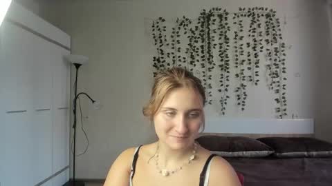 Elsa  online show from September 20, 9:29 am