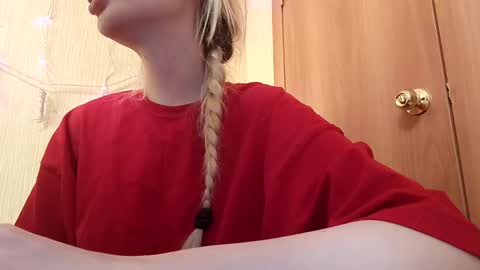 Elza Kom online show from December 11, 5:43 am