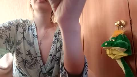 Elza Kom online show from January 3, 5:28 am