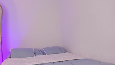 Michelle online show from February 20, 8:09 pm