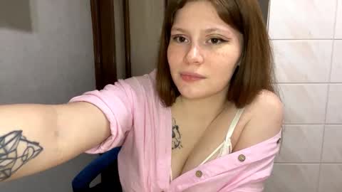 Amy online show from February 24, 6:17 pm