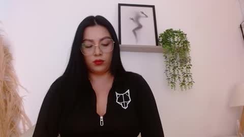 emi_carter online show from October 1, 10:37 pm