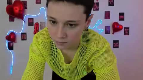 emi_fade online show from February 18, 10:25 am