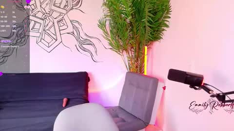 Emmily Roberts online show from March 7, 9:44 pm