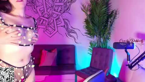 Emmily Roberts online show from April 24, 12:57 am