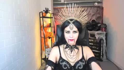 Emilia Bedy online show from October 31, 9:13 am