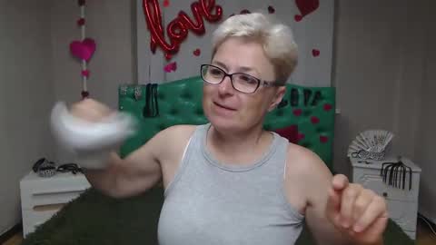 EmiliaGree online show from September 26, 5:43 pm