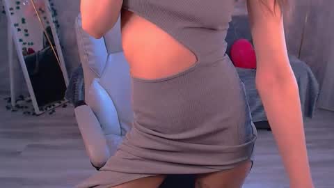 Emily online show from March 19, 6:40 am